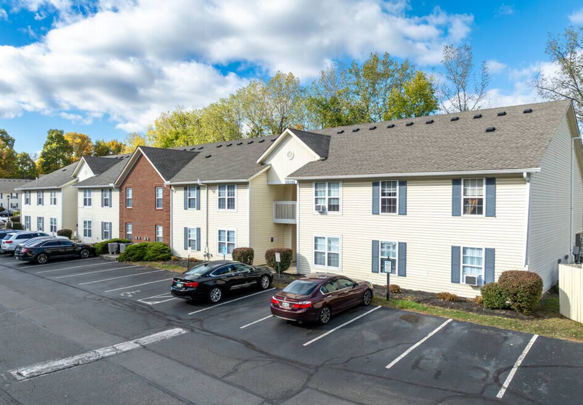 Apartment for rent at 3142 Vista View Blvd, Columbus, OH 43231