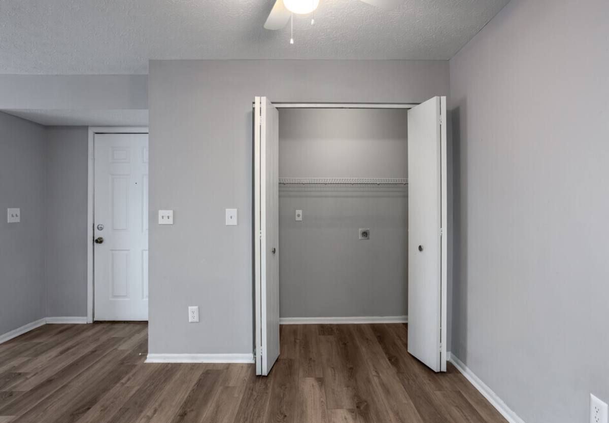 Apartment for rent at 3142 Vista View Blvd, Columbus, OH 43231