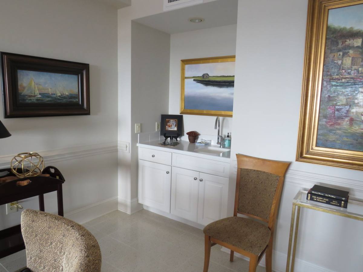 Condo for rent at 4425 Arendell St, Morehead City, NC 28557
