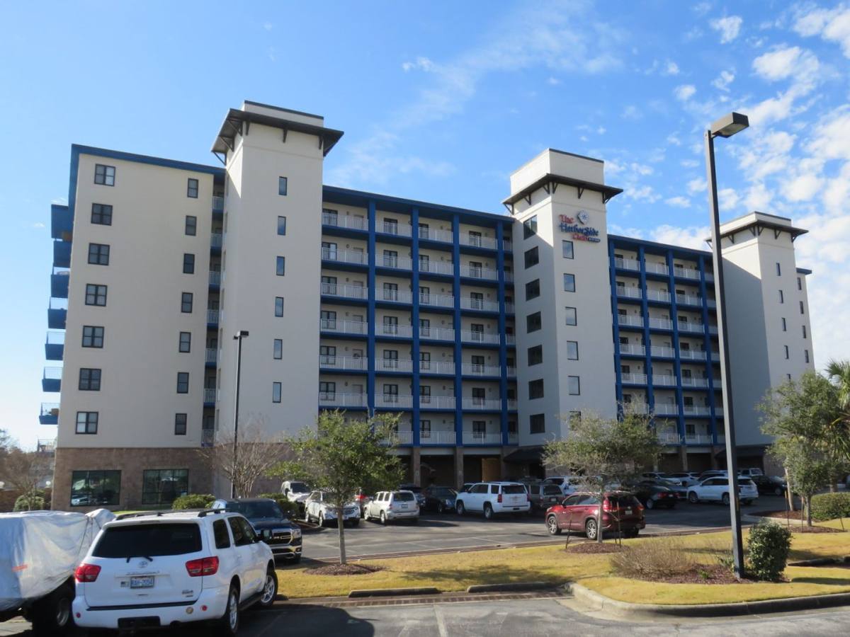 Condo for rent at 4425 Arendell St, Morehead City, NC 28557