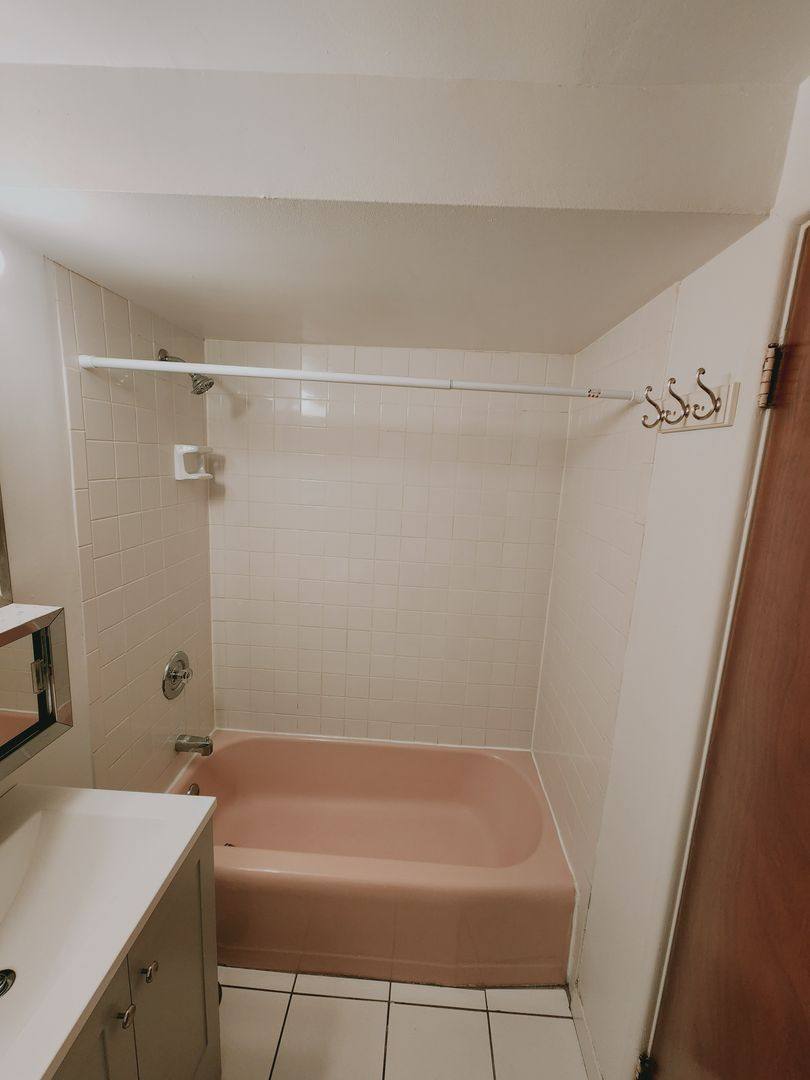 Apartment for rent at 1937 S17th Ave, Broadview, IL 60155