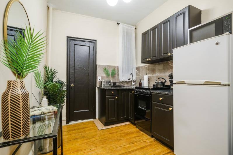 Apartment for rent at 518 E 83rd St #2C, New York, NY 10028