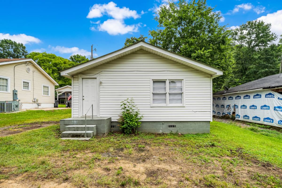 House for rent at 154 Pine Ave, Bessemer, AL 35023