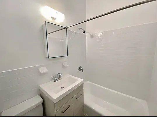 Townhouse for rent at 4601 Henry Hudson Parkway W #A23, Bronx, NY 10471