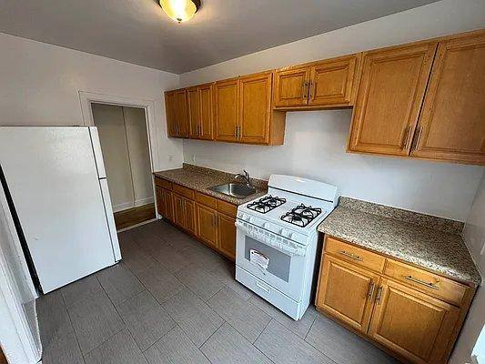 Apartment for rent at 2180 Ryer Ave #4D, Bronx, NY 10457