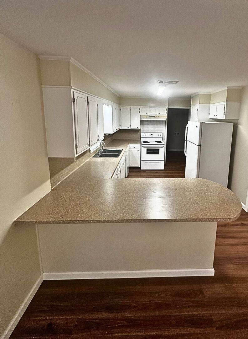 House for rent at 30121 Julia Dr, Albany, LA 70711