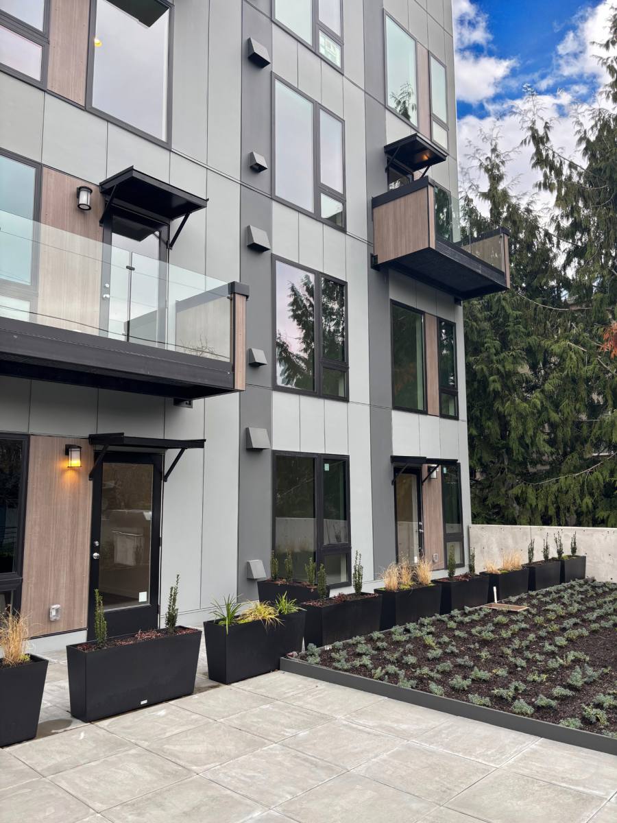 Apartment for rent at 9736 Greenwood Ave N, Seattle, WA 98103