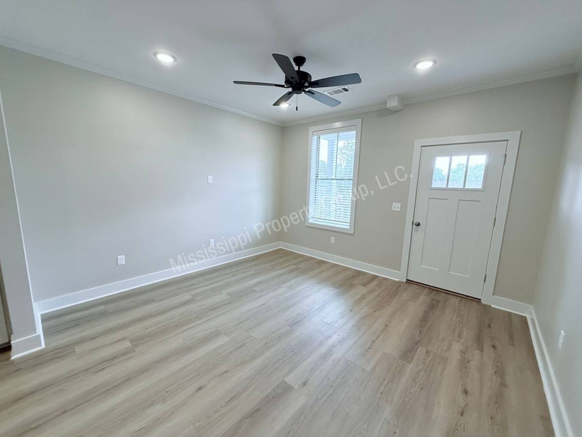 Apartment for rent at 1207 Pleasant Dr, Oxford, MS 38655