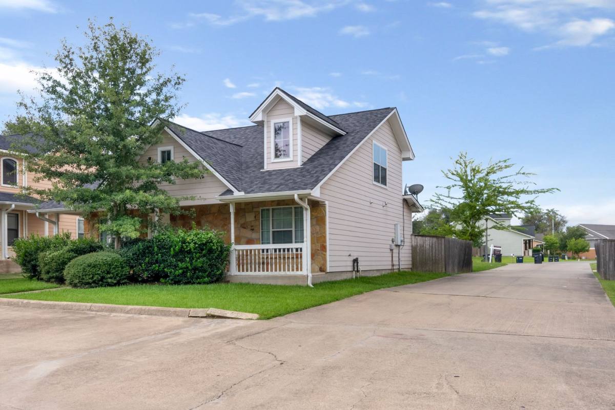 House for rent at 1720 Boardwalk Court, College Station, TX 77840