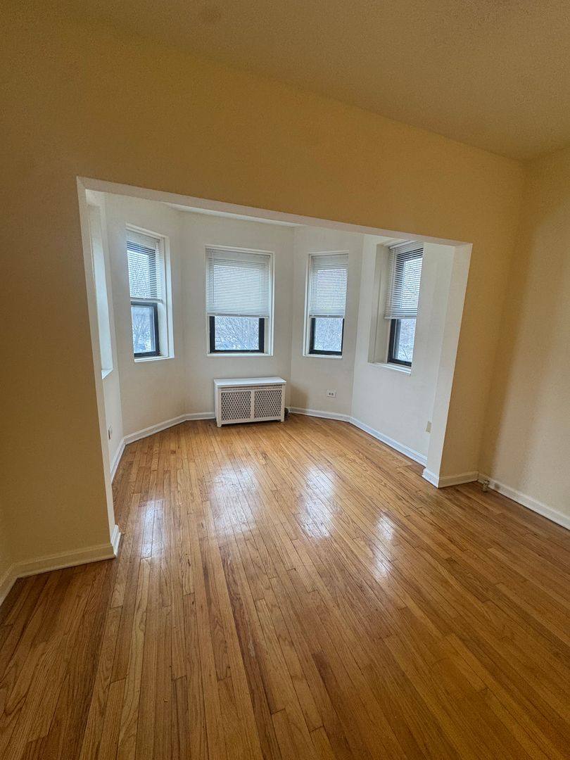 Apartment for rent at 3100-08 W Douglas Blvd, Chicago, IL 60623