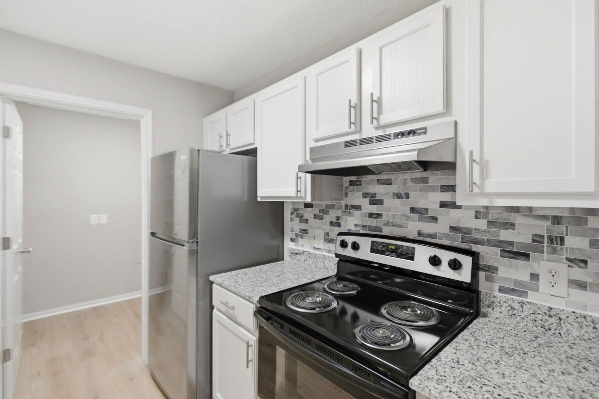 Apartment for rent at 185 La Rue Finis, Leesburg, AL 35983