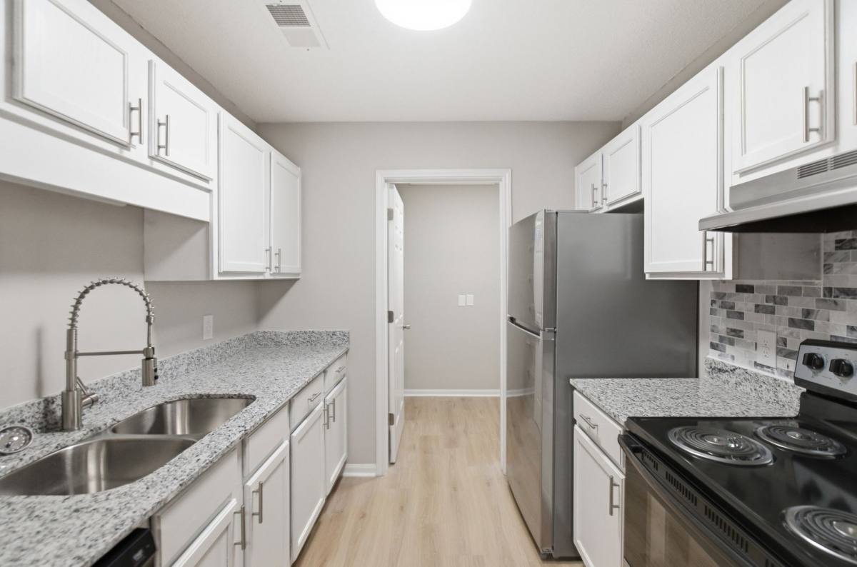 Apartment for rent at 185 La Rue Finis, Leesburg, AL 35983