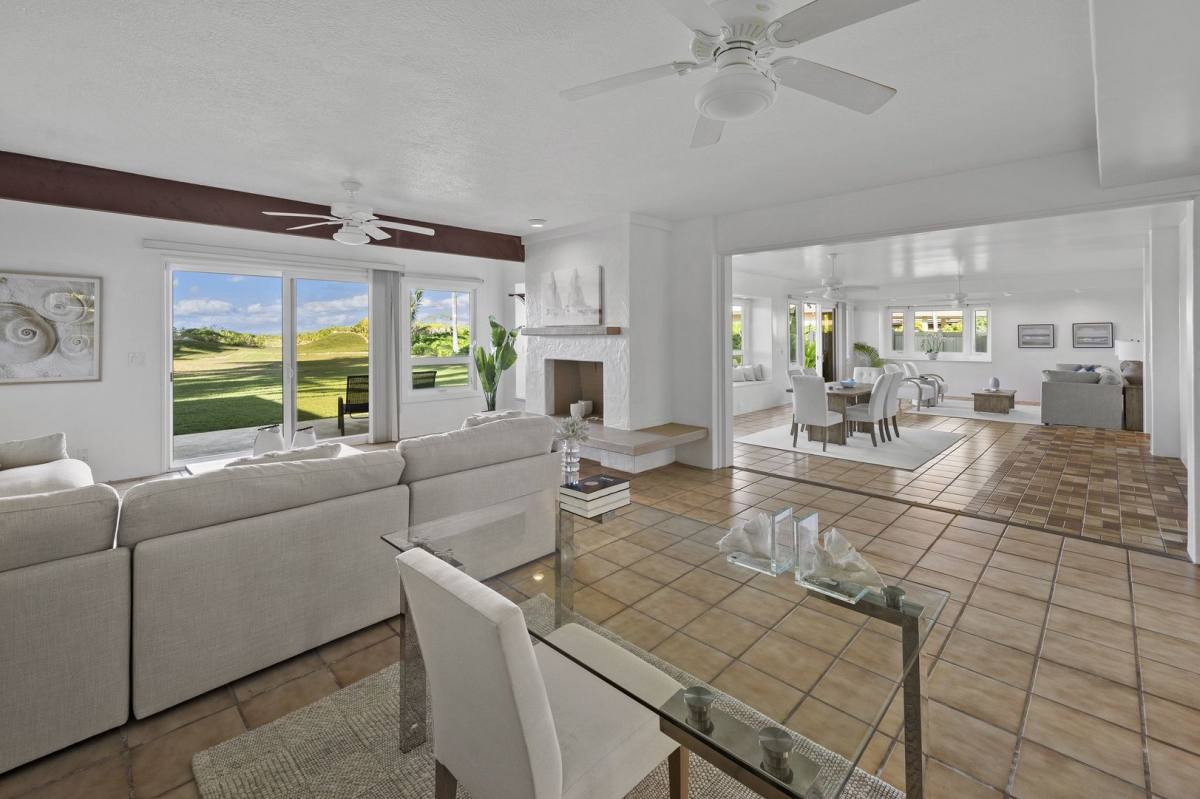 House for rent at 76 S Kalaheo Ave, Kailua, HI 96734