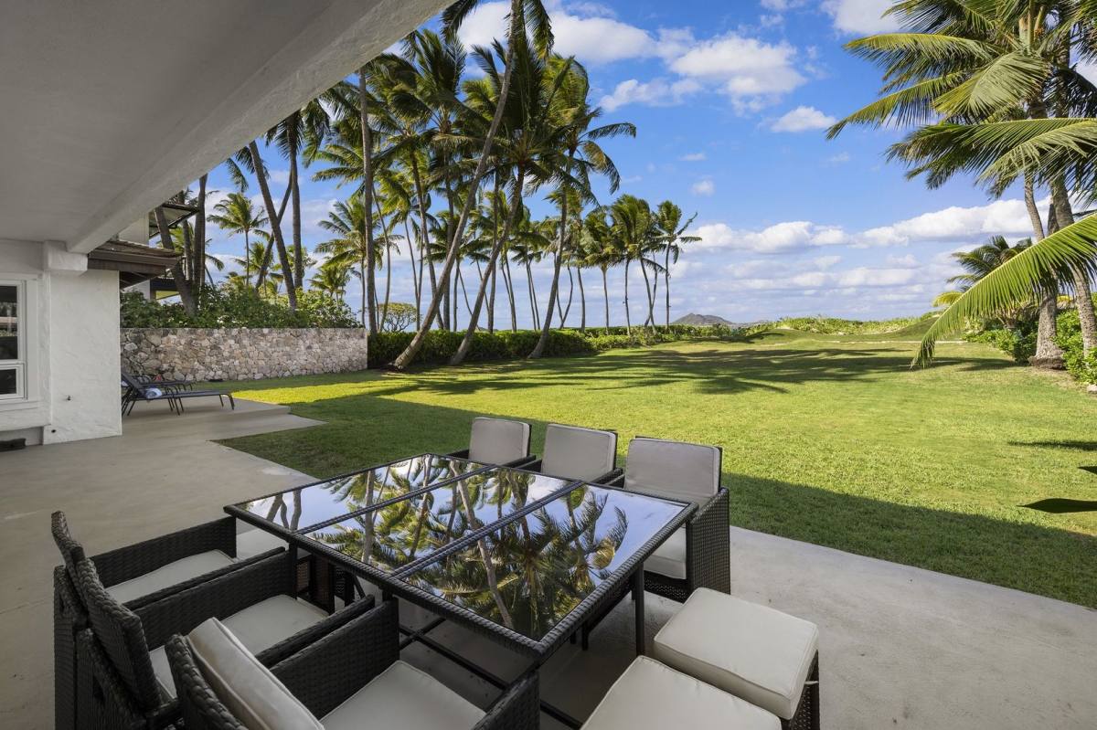 House for rent at 76 S Kalaheo Ave, Kailua, HI 96734