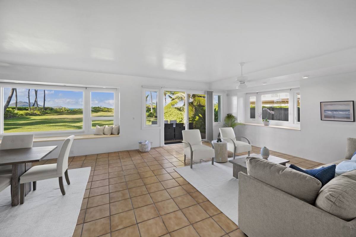 House for rent at 76 S Kalaheo Ave, Kailua, HI 96734