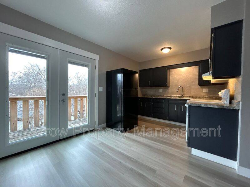 Apartment for rent at 222 Park Ave #5, Maryville, MO 64468