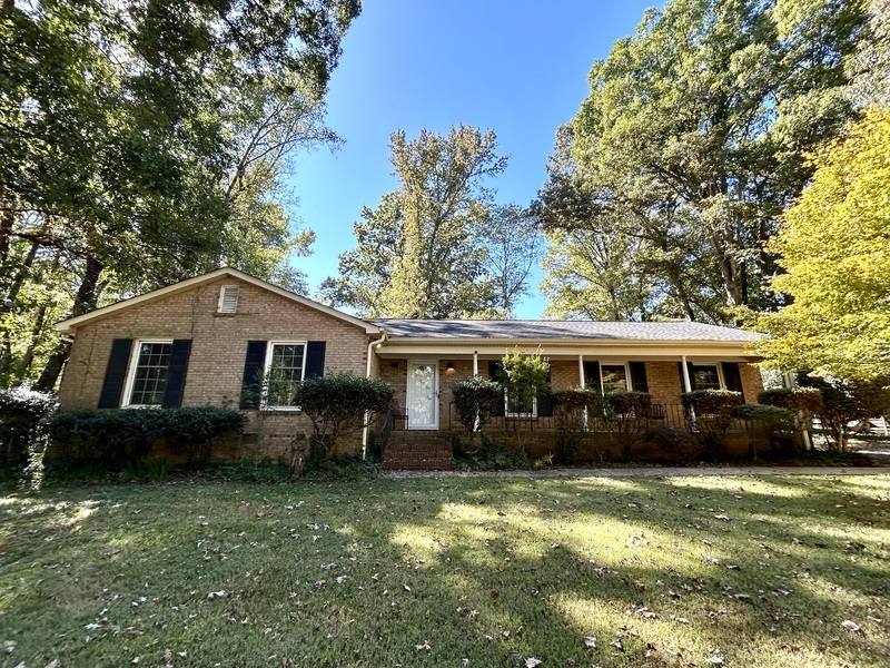 House for rent at 4515 Carving Tree Dr, Charlotte, NC 28227