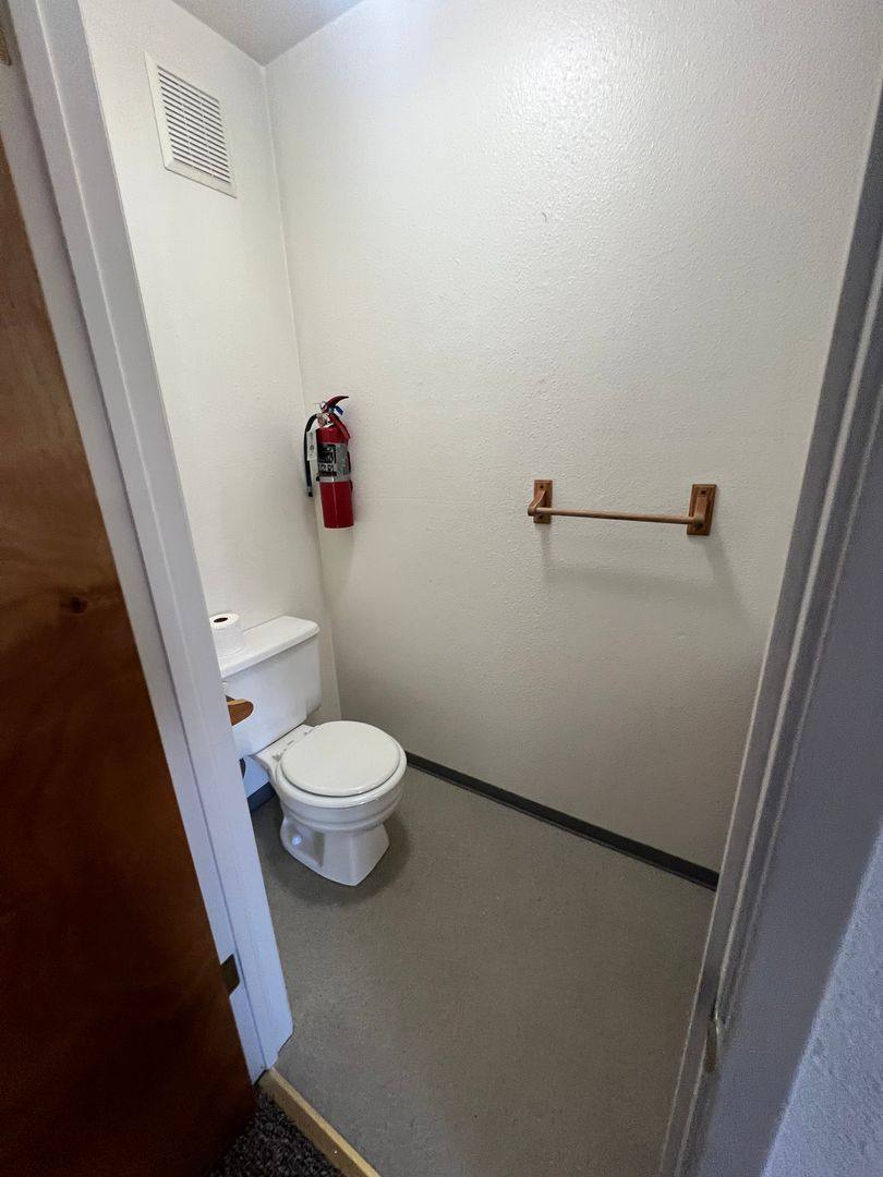 585 Ridge Rd, McKinleyville, CA 95519 - Apartment for Rent - Image 8