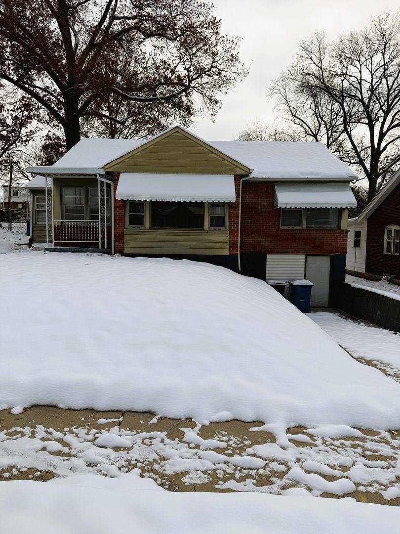 House for rent at 3826 Melba Place, Saint Louis, MO 63121