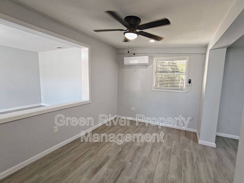House for rent at 2921 Mansion Rd, Jacksonville, FL 32277