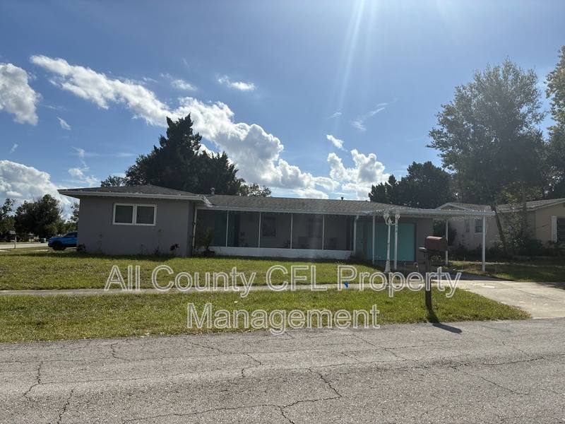 House for rent at 1699 Weybridge St, Deltona, FL 32725
