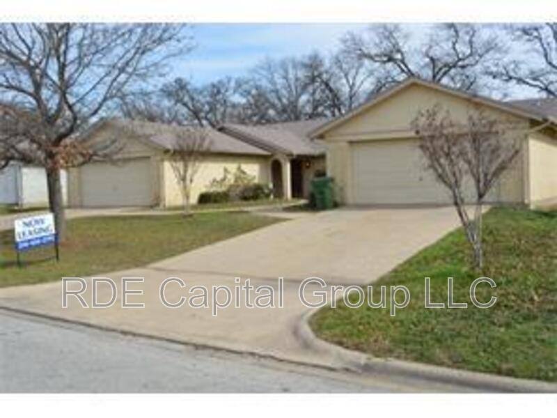 House for rent at 516 Billie Ruth Lane, Hurst, TX 76053