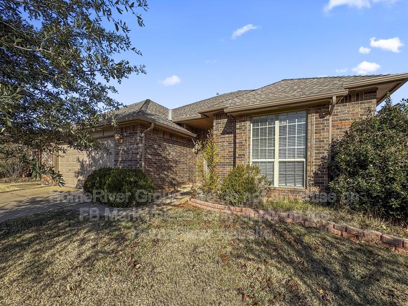 House for rent at 2801 NW 170th St, Edmond, OK 73012