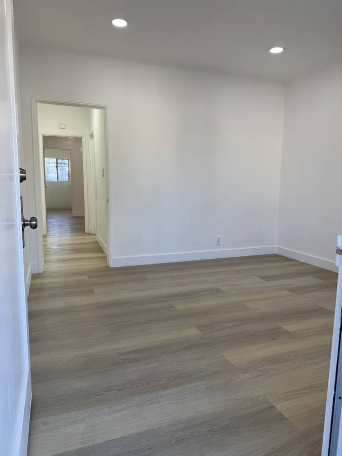 Townhouse for rent at 1003 N Clement St, Los Angeles, CA 90022