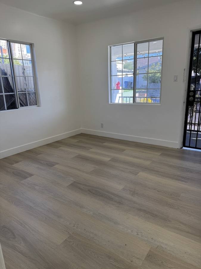 Townhouse for rent at 1003 N Clement St, Los Angeles, CA 90022