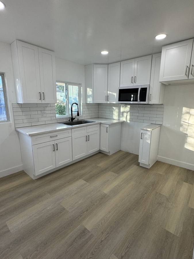 Townhouse for rent at 1003 N Clement St, Los Angeles, CA 90022