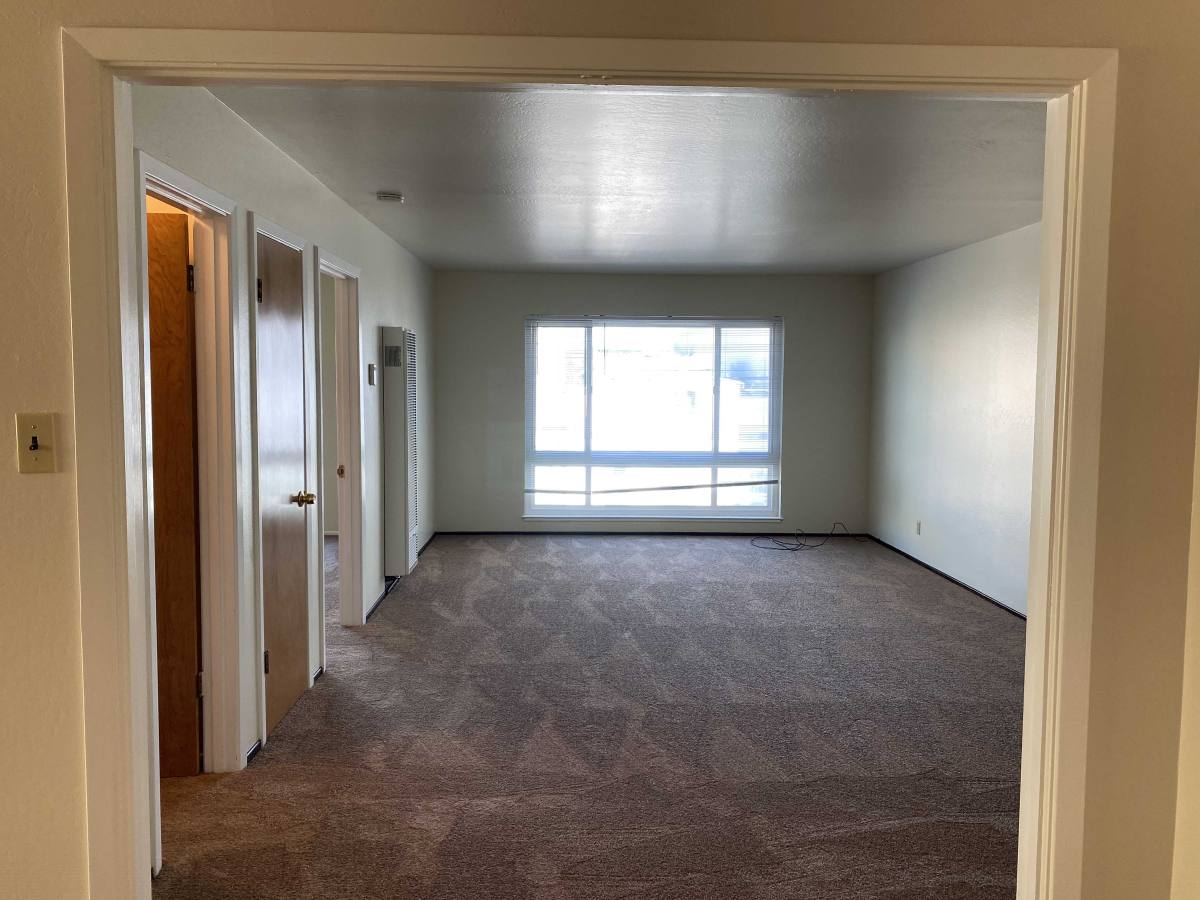Apartment for rent at 530 Bartlett St #4, San Francisco, CA 94110