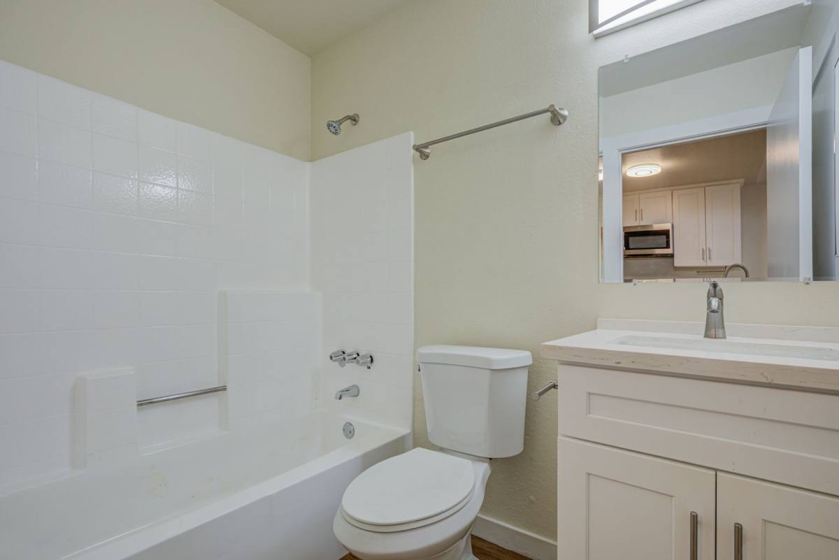Apartment for rent at 720 S Hoover St, Los Angeles, CA 90005