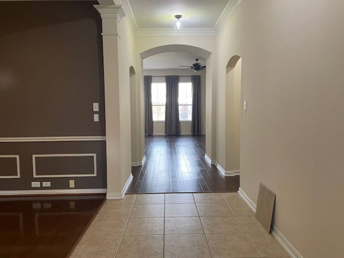 House for rent at 8525 Hudson St, North Richland Hills, TX 76180