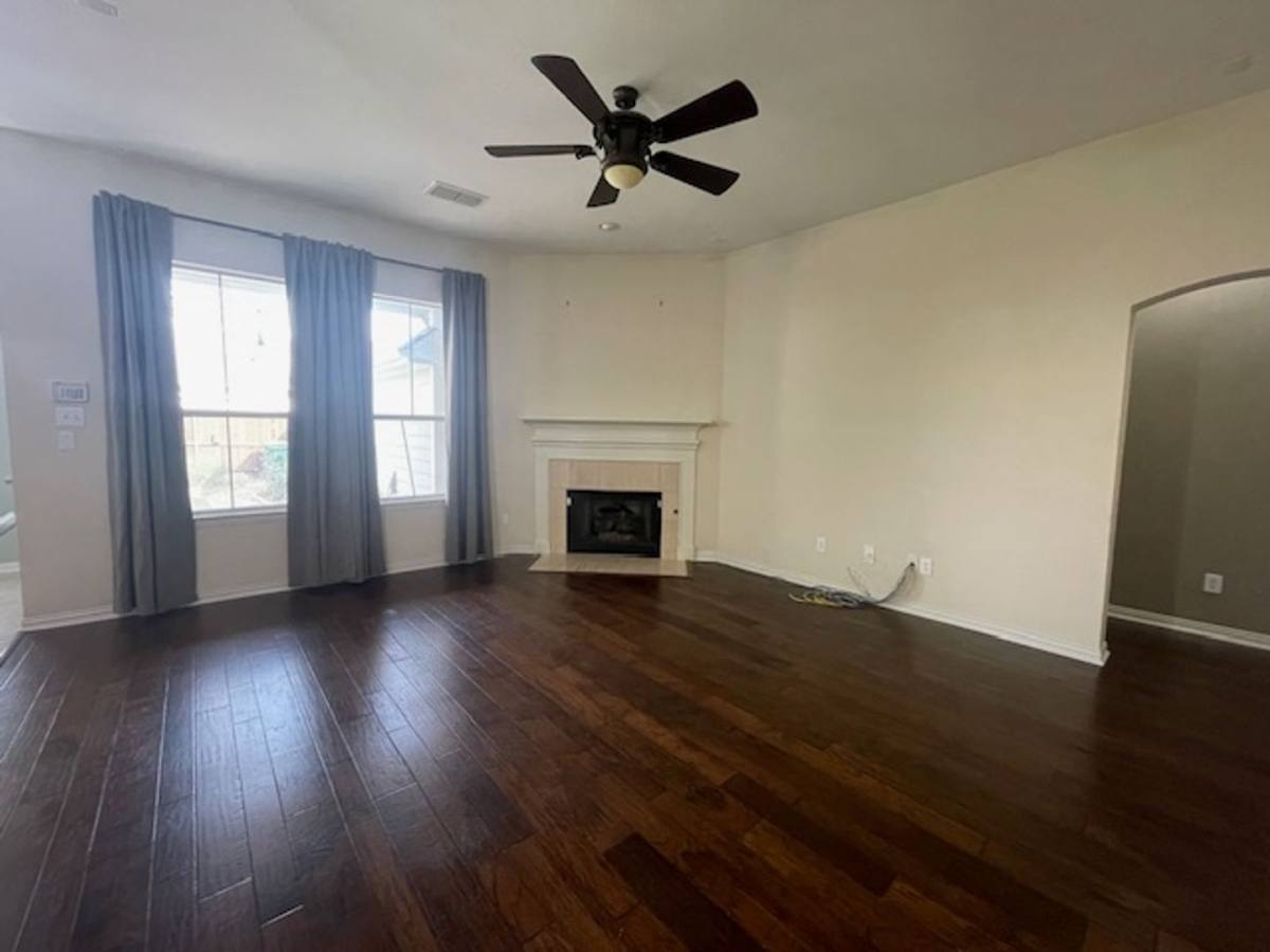 House for rent at 8525 Hudson St, North Richland Hills, TX 76180