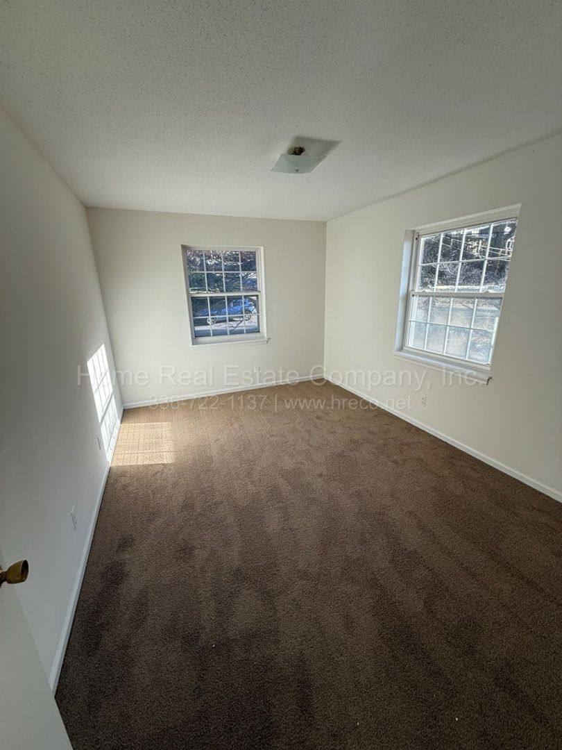 Apartment for rent at 1025 Carolina Ave, Winston Salem, NC 27101