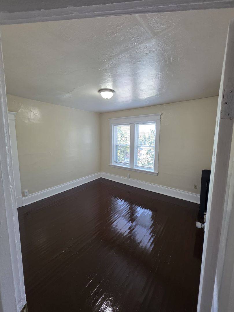 Apartment for rent at 236-240 Locust St, Springfield, MA 01108