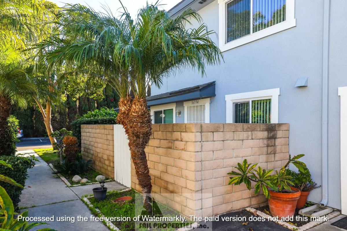 16394 Del Oro Circle, Huntington Beach, CA 92649 (#82692338)