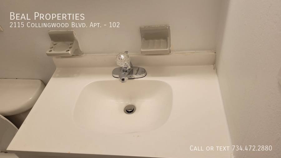 Apartment for rent at 2115 Collingwood Blvd #102, Toledo, OH 43620