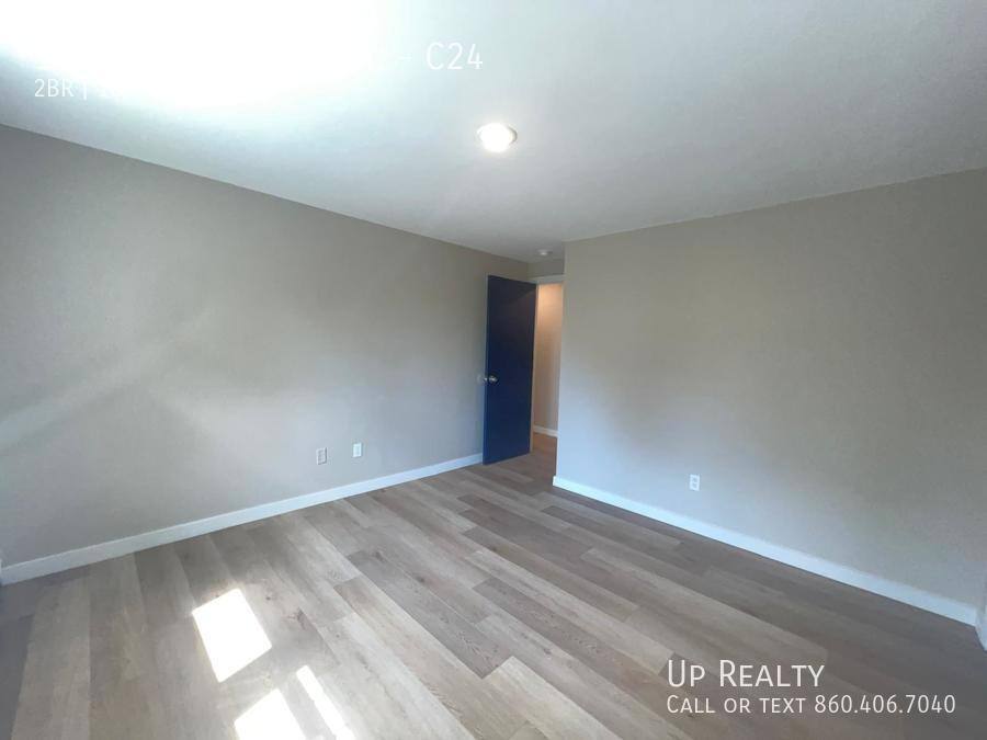 Apartment for rent at 11 Turtle Creek #C24, East Hartford, CT 06108