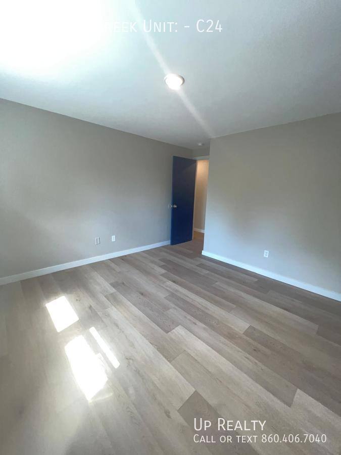 Apartment for rent at 11 Turtle Creek #C24, East Hartford, CT 06108