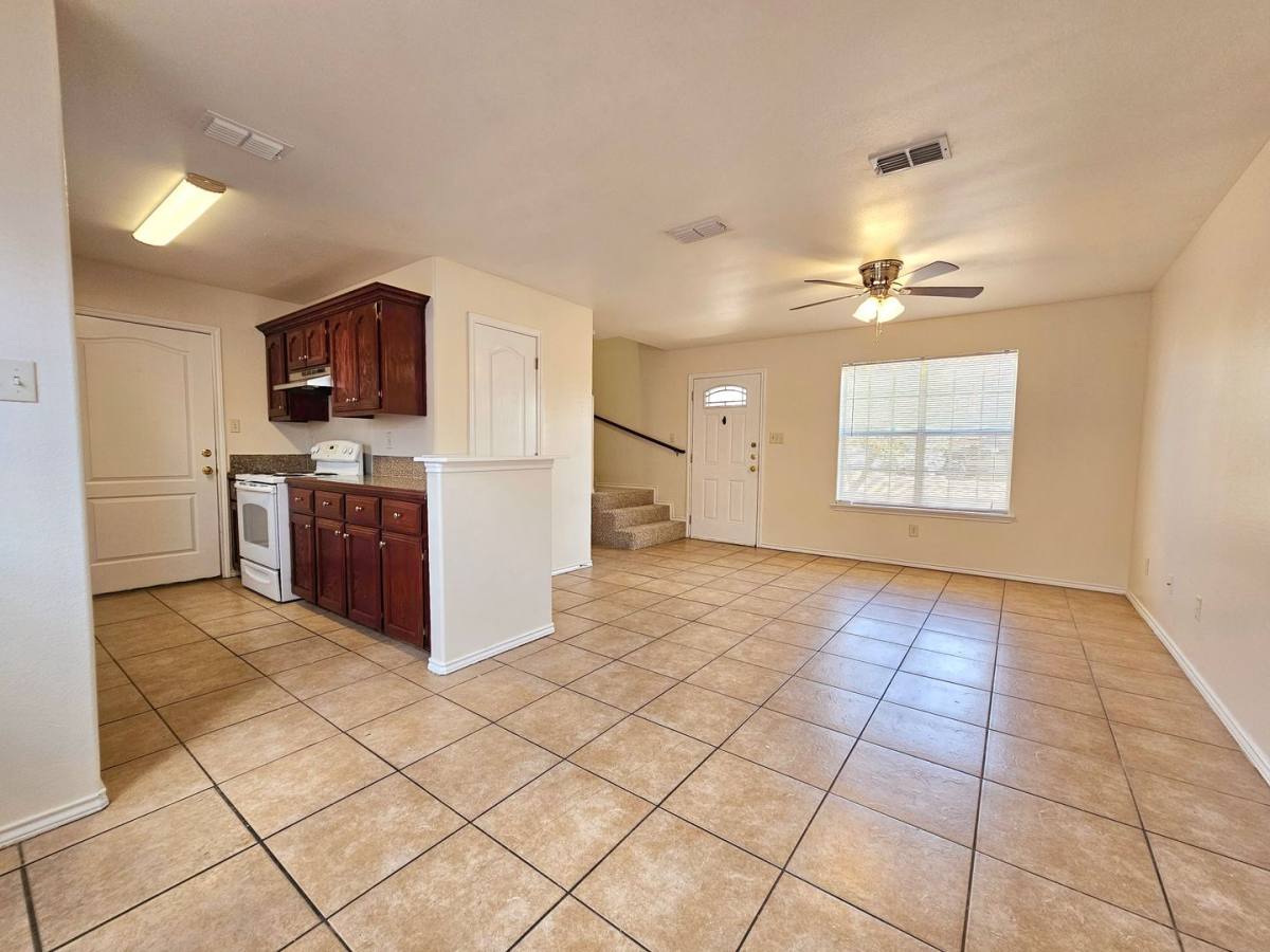 Apartment for rent at 813 W Arroyo Park Lane, Harlingen, TX 78550