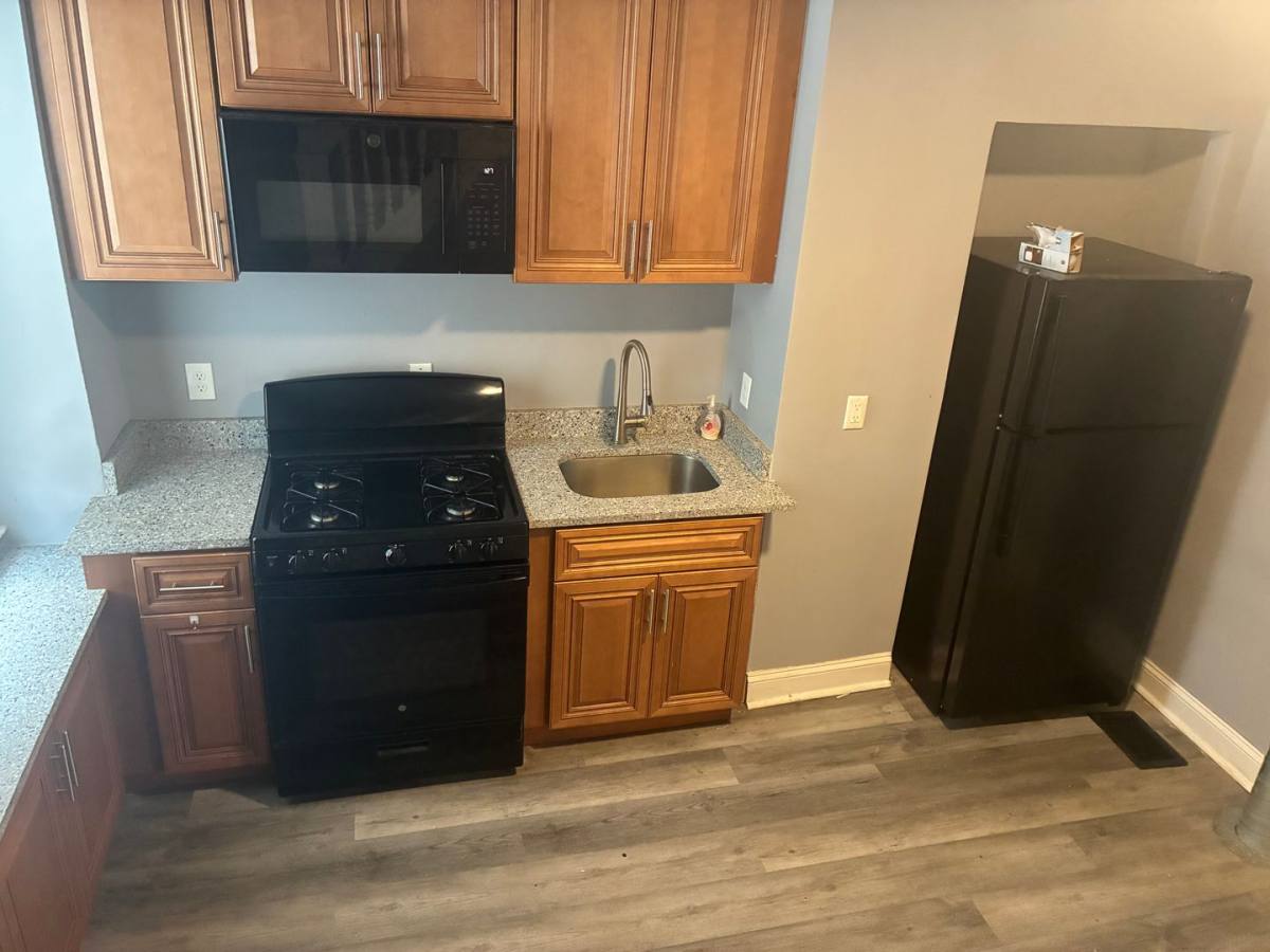 House for rent at 1 Balsam St, Pittsburgh, PA 15202