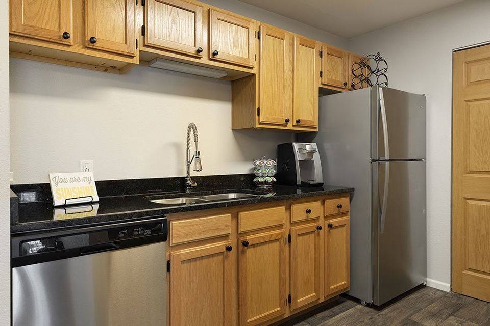 Apartment for rent at 16600 92nd Ave N #512, Maple Grove, MN 55311