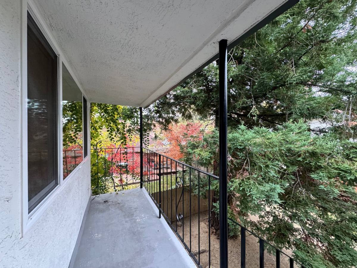 Apartment for rent at 3810 H St, Sacramento, CA 95816