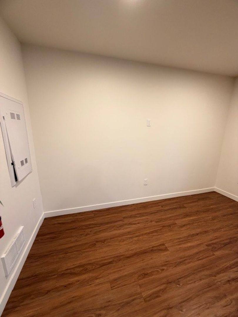 Apartment for rent at 461 32nd St, Astoria, OR 97103