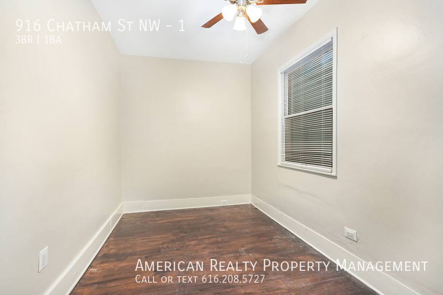 Apartment for rent at 916 Chatham St NW #1, Grand Rapids, MI 49504