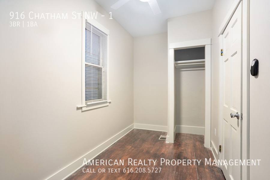 Apartment for rent at 916 Chatham St NW #1, Grand Rapids, MI 49504