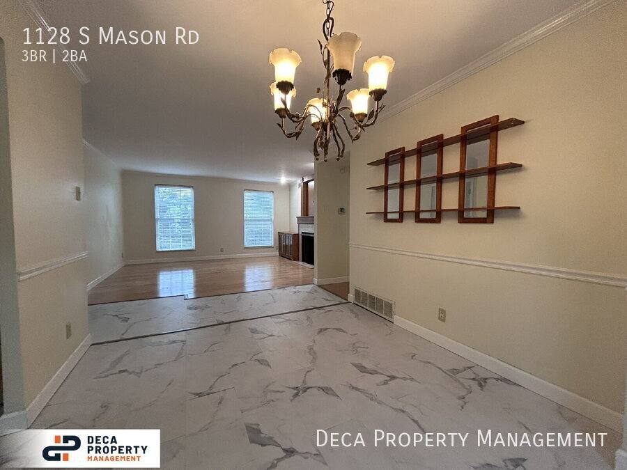 Condo for rent at 1128 S Mason Rd, Saint Louis, MO 63131