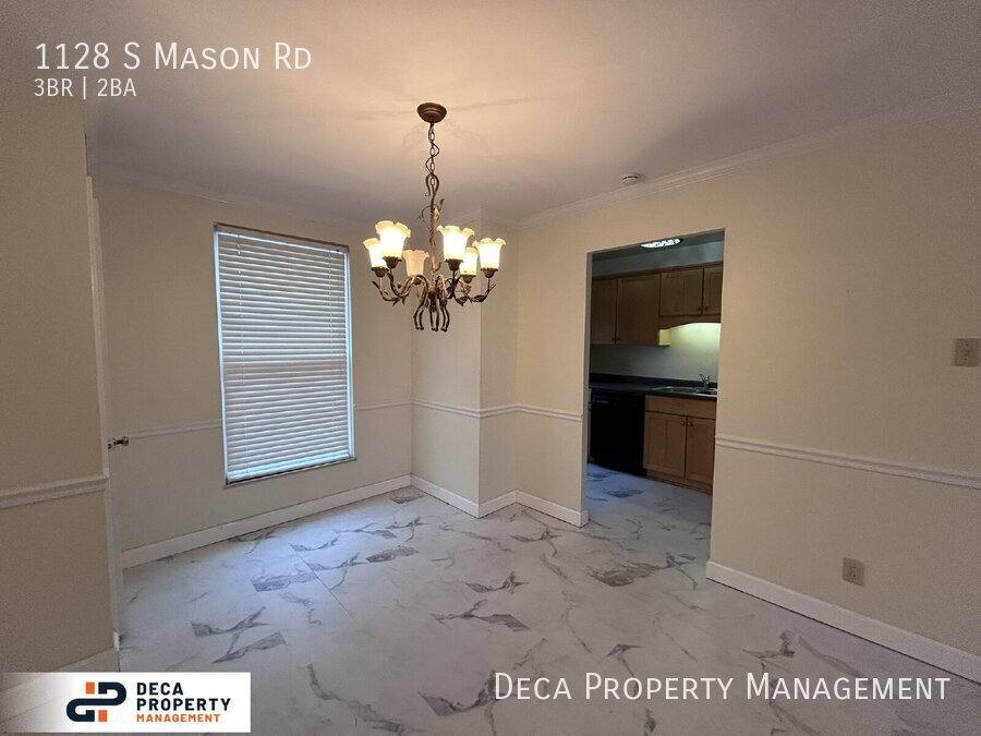 Condo for rent at 1128 S Mason Rd, Saint Louis, MO 63131