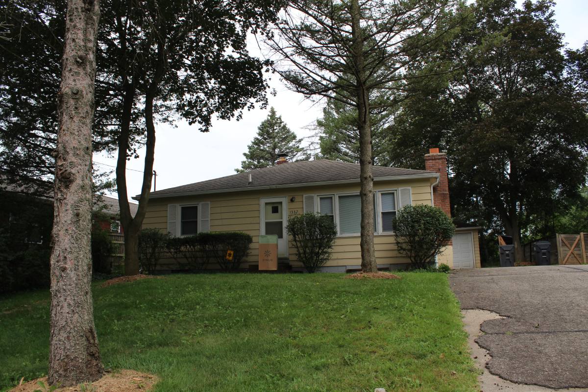 House for rent at 1332 Sutherland Ave, Kalamazoo, MI 49006